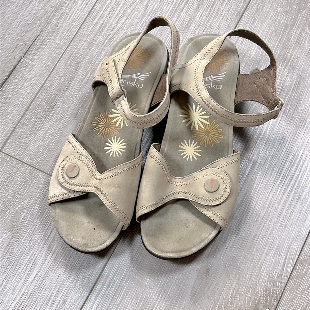 Dansko Cream Comfort Sandals with Adjustable Straps
